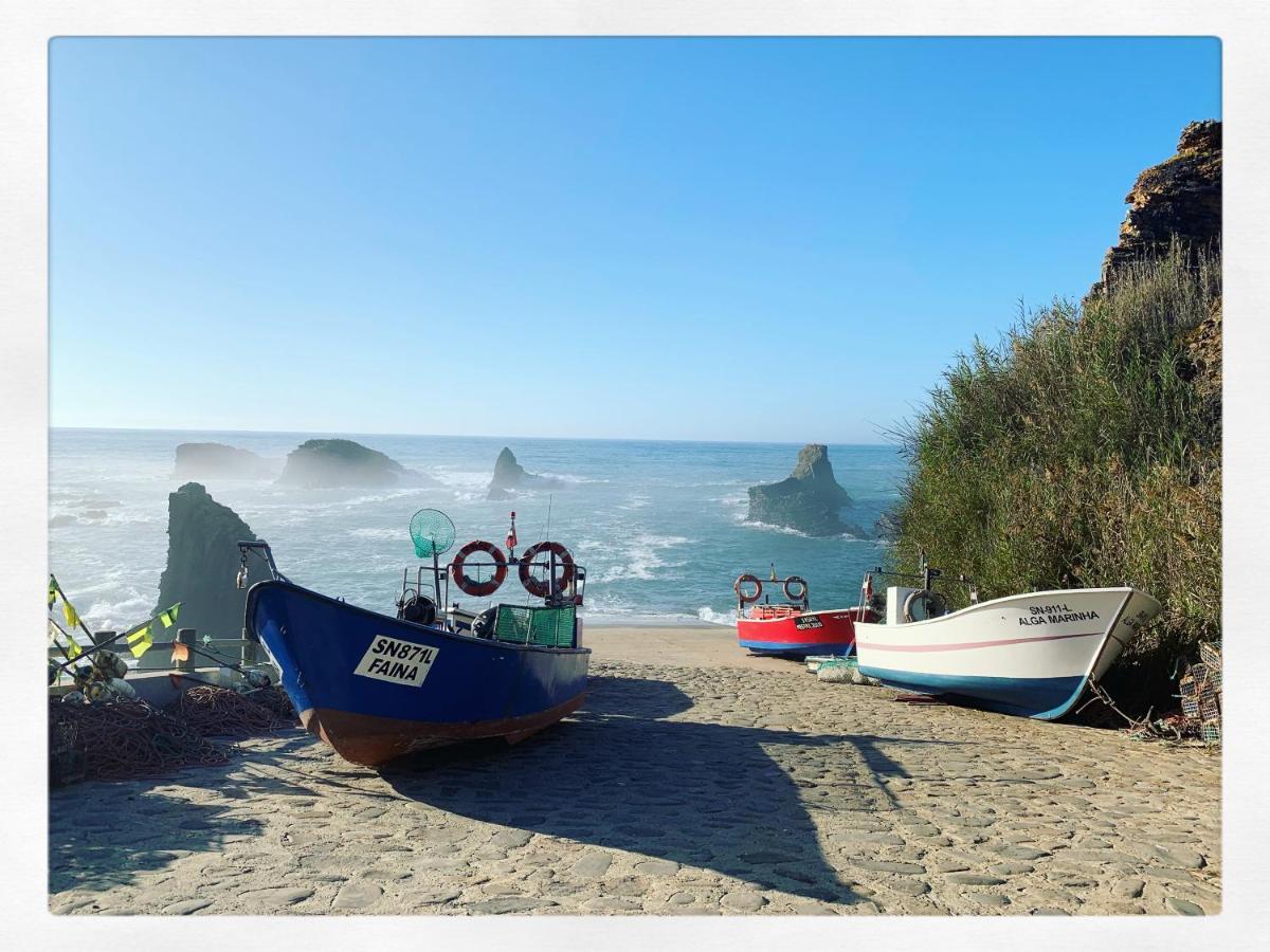 Almograve Beach Hostel エクステリア 写真