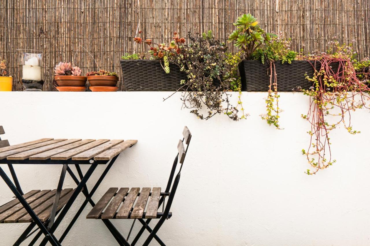 Almograve Beach Hostel エクステリア 写真