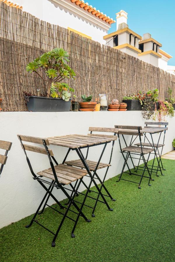 Almograve Beach Hostel エクステリア 写真